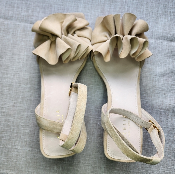 NWOT Cecelia New York Heather Ankle Strap Sandal - Size 9 - Picture 5 of 11